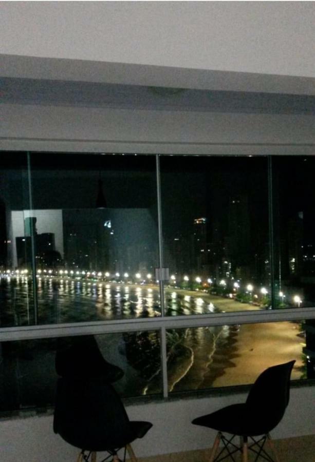 Apto Frente Ao Mar *